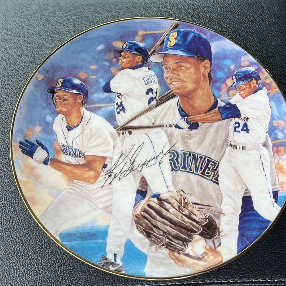 Ken Griffey Jr Mariners Seattle Thunder 8 1/2” collector baseball plate #200